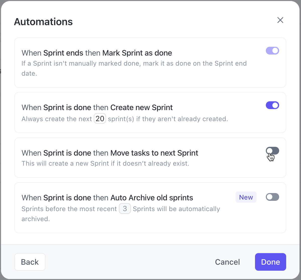 Captura de tela mostrando o modal de Automações com as quatro Automações de Sprint. Quando o Sprint termina, a opção "Marcar Sprint como feito" é ativada por padrão.