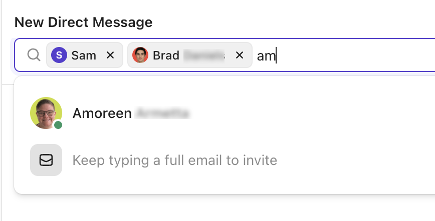 Screenshot of someone starting a direct message with a group.png
