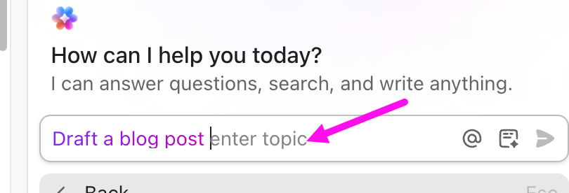 Captura de tela mostrando o campo de prompt preenchido com o prompt sugerido pela IA - Rascunhar um post de blog. Há um cursor e o texto 'insira o tópico'.png