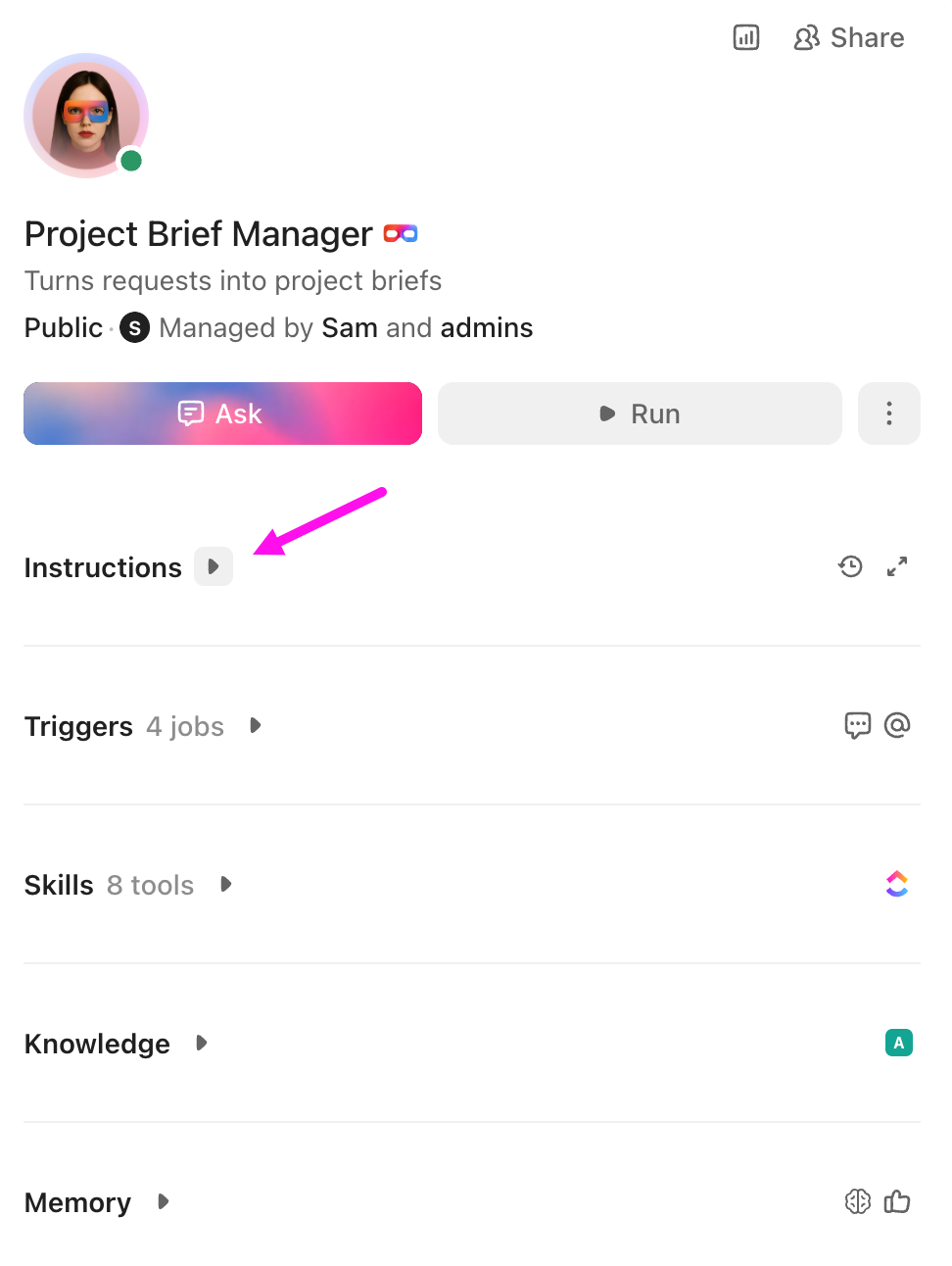 Screenshot of a Super Agent's profile, highlighting the option to expand a section.